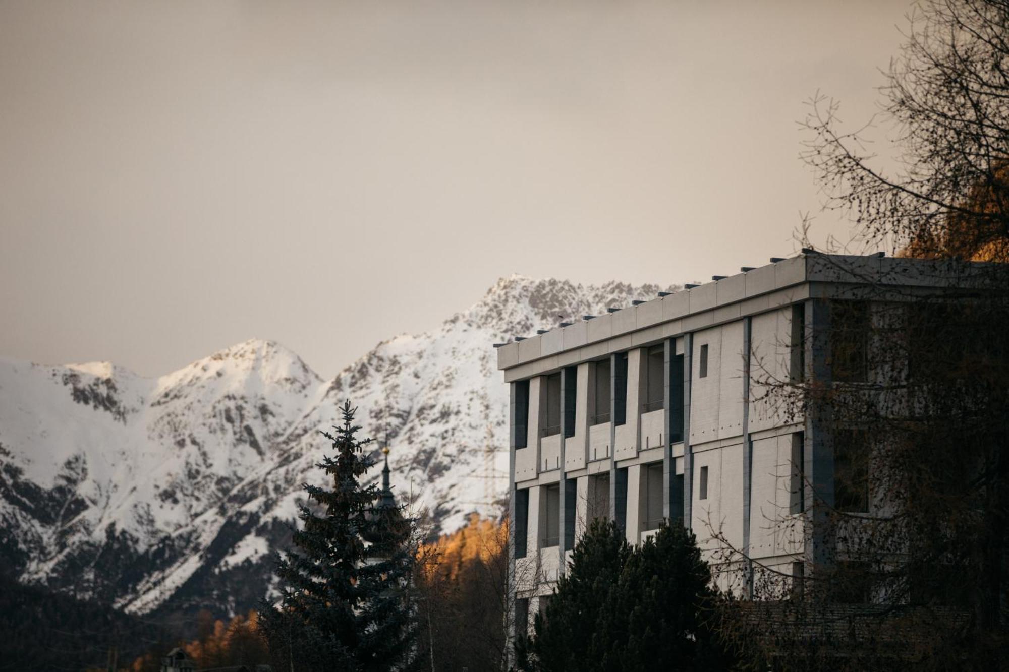Hotel Maistra 160 Pontresina Kültér fotó
